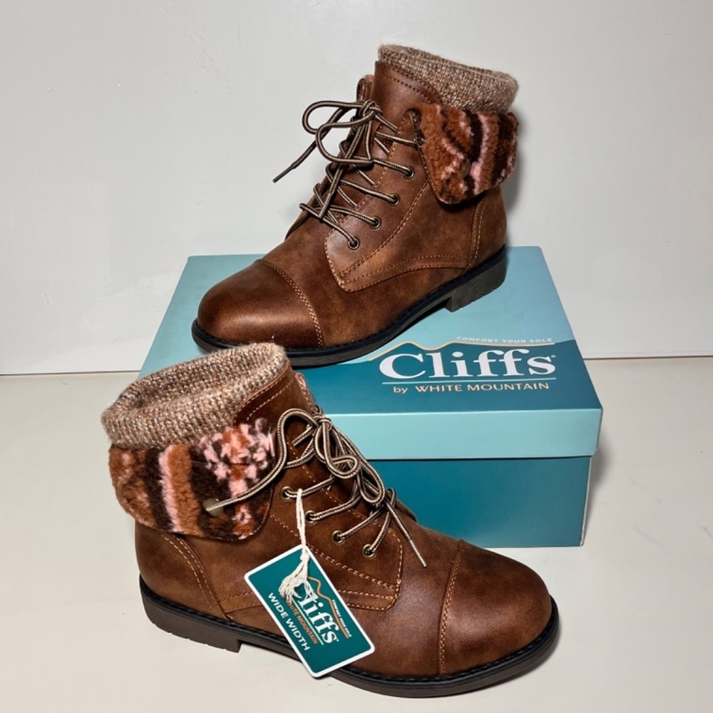 CLIFFS BY WHITE MOUNTAIN Duena Hiking Style Boot - Picture 4 of 7